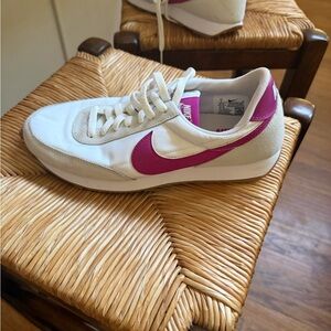 Nike Women's White and Magenta Sneakers